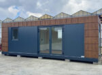 Conteneur Helsinki 8×3 mètres avec sanitaires et cuisine – Image 3