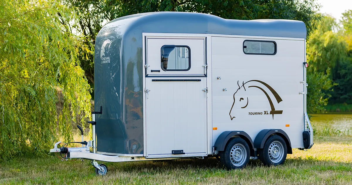 821205_1694785562_0355 Van Cheval Liberte Touring Country Xl 2 Pl – Image 1