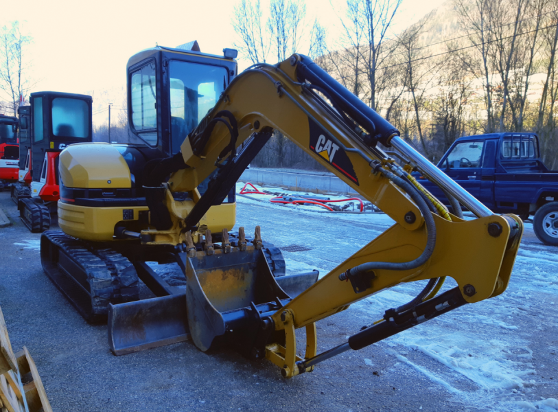 mini-304 Minipelle Caterpillar 304 Cr 4.3 Tonnes – occasion – Image 1