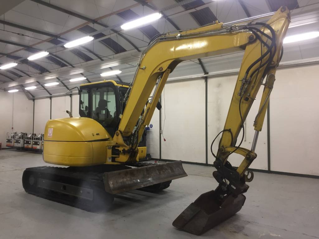 2010-Komatsu-PC80-004 Mini-pelle Komatsu PC80MR-3 (2010) – 7,6T – occasion – Image 1