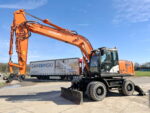 Pelle sur pneus Hitachi ZX190W-5B 2016 – 19,2T – 5054h – Occasion – Image 2